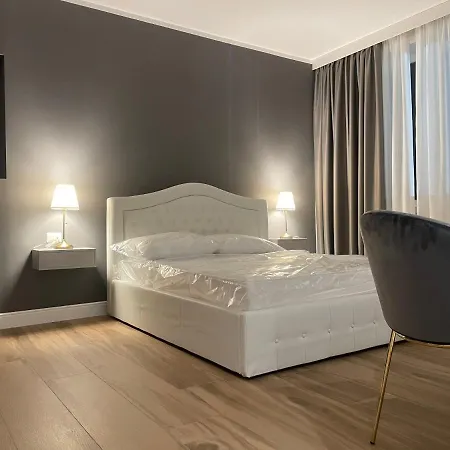 게스트하우스 Exclusive 4*