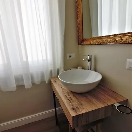 Exclusive 게스트하우스 4*