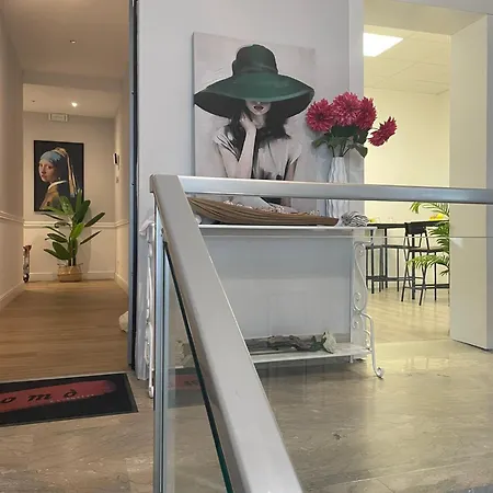 Exclusive 게스트하우스 아프릴리아