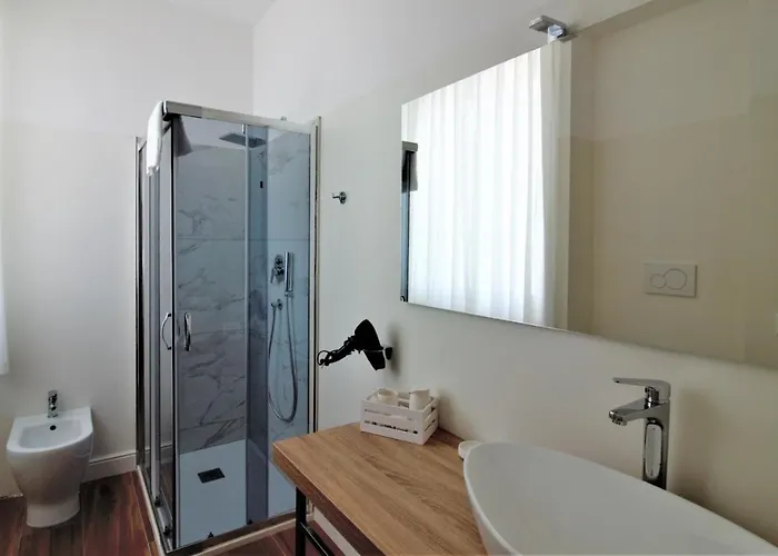 Exclusive אפריליה