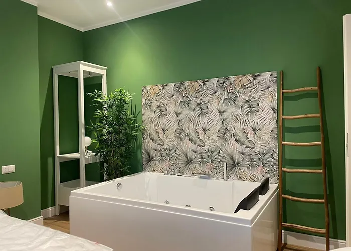 Exclusive אפריליה