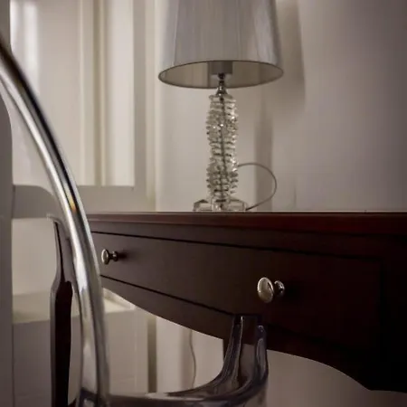 Comó Exclusive 4* Aprilia